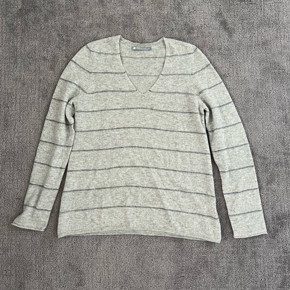 In Cashmere V-Neck Metallic Ribbed Pullover Sweater